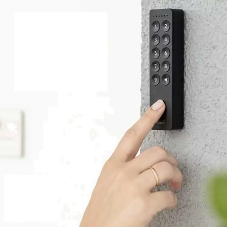 Accesso biometrico con keypad smart