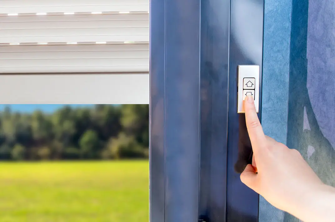 Tapparelle automatizzate per gestione luce e privacy